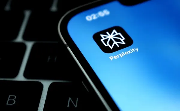 when to use Perplexity AI scenarios and features